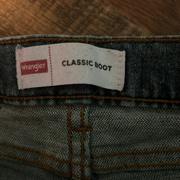 Wrangler Jeans - Picture 4 of 5